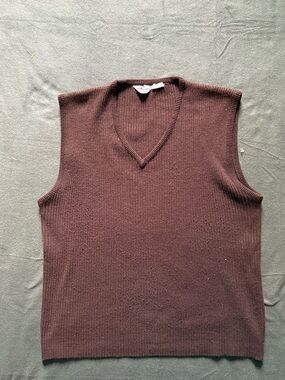 *Vintage* V-Neck Knit Sweater Vest - Chocolate Brown